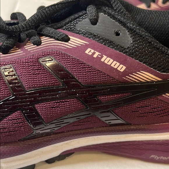 Asics Burgundy and Black Athletic Shoes with Breathable Mesh- GT-1000 - Picture 11 of 12